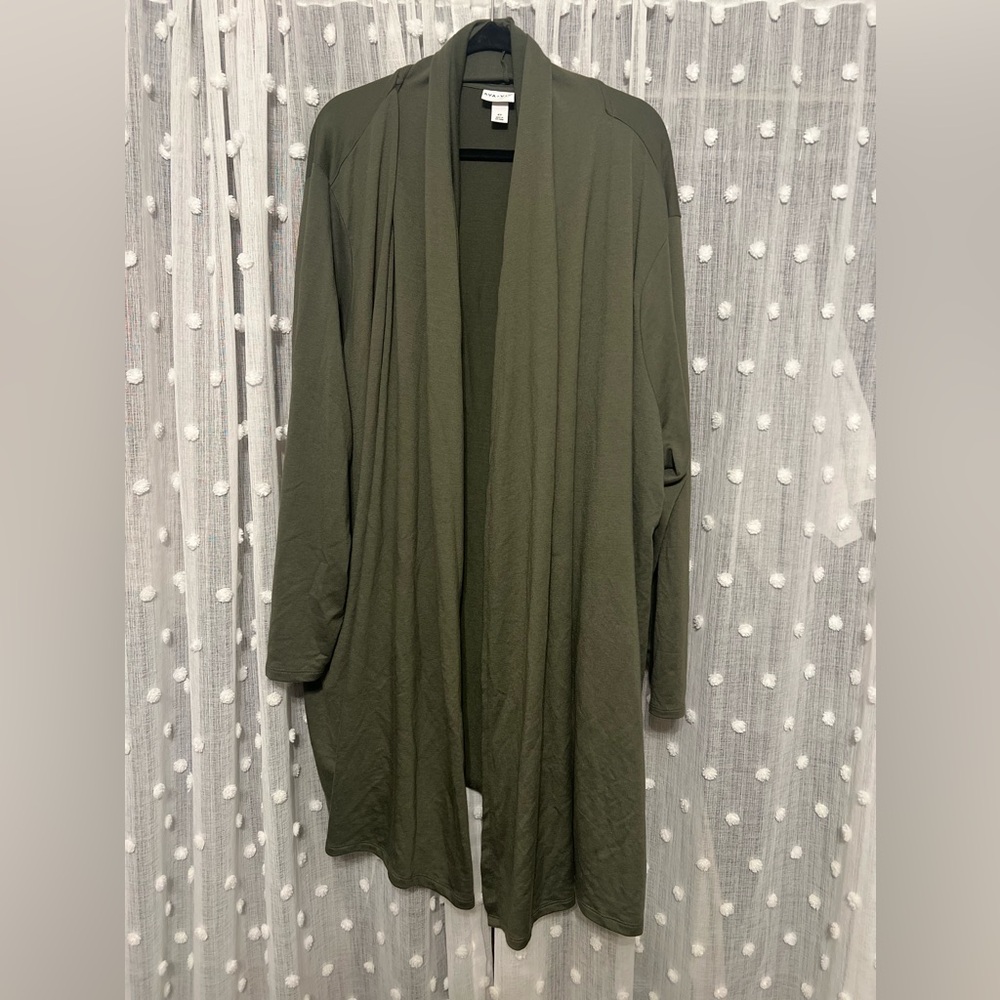 Ava & Viv Green Women's Sweater